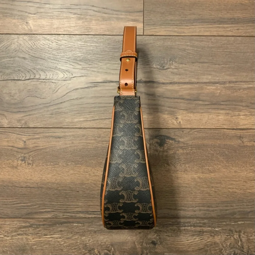 ❌SOLD❌ Celine Ava Bag in Triomphe Canvas and Calfskin Tan - Picture 5 of 15